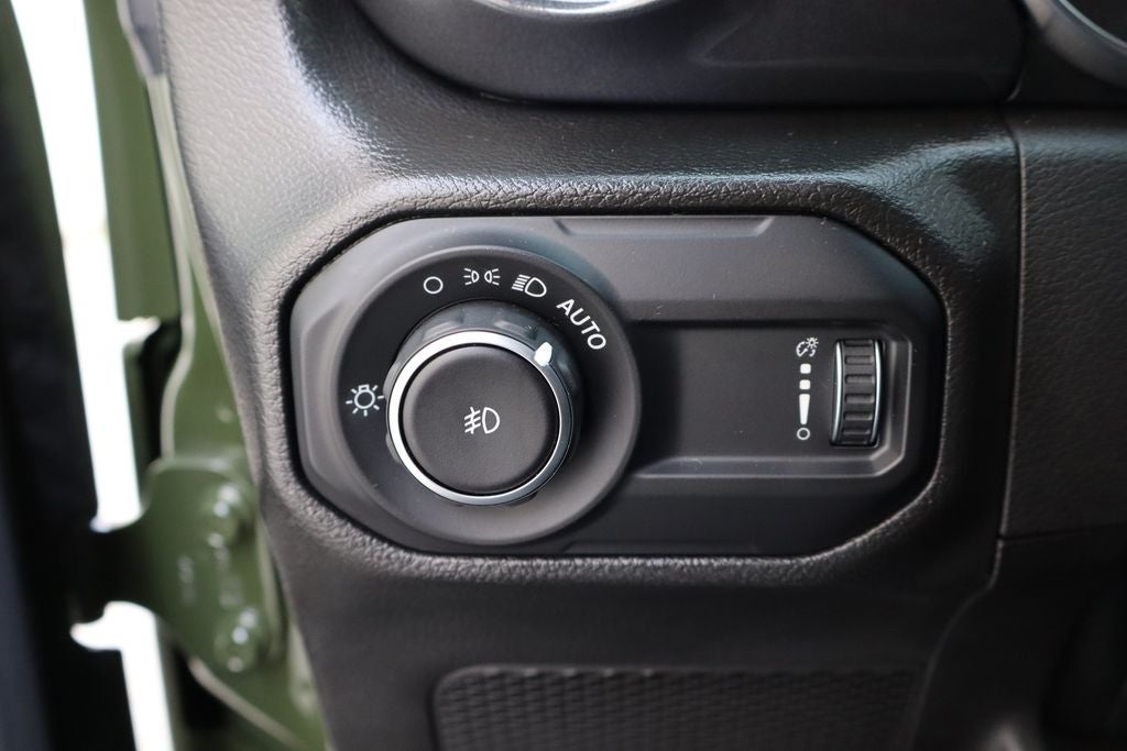 2023 Jeep Wrangler Rubicon 392