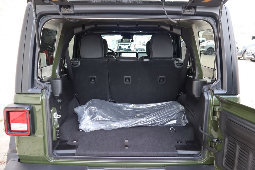 2024 Jeep Wrangler Willys Rocky Ridge