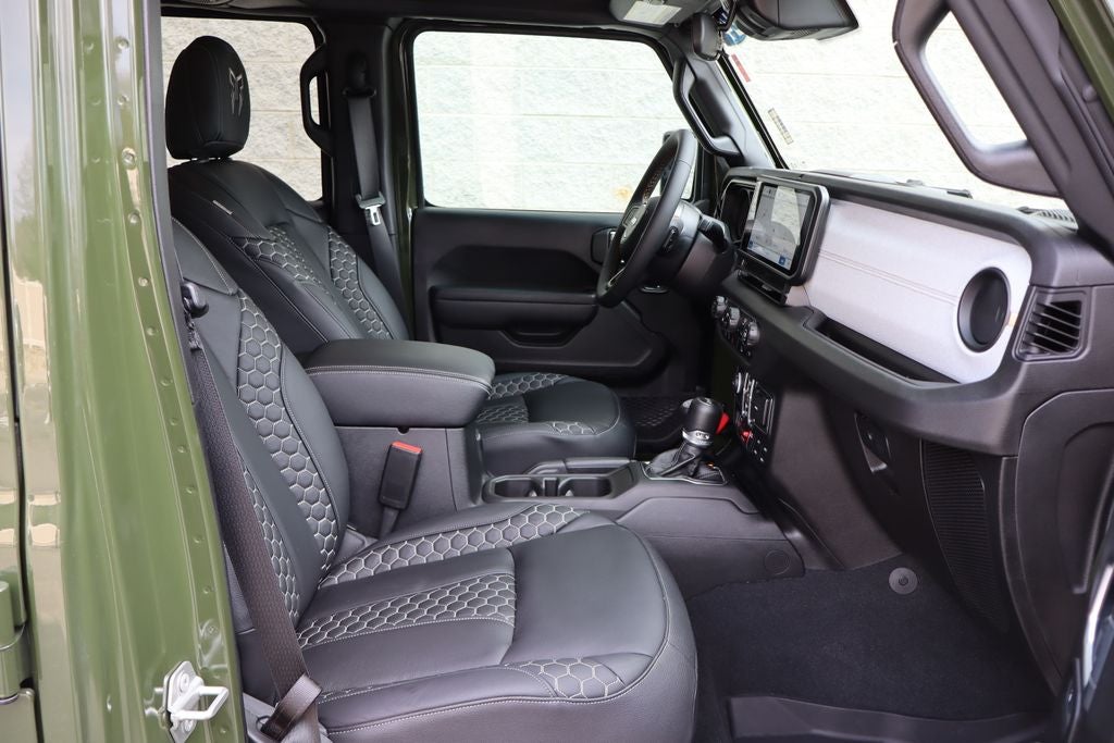 2024 Jeep Wrangler Willys Rocky Ridge