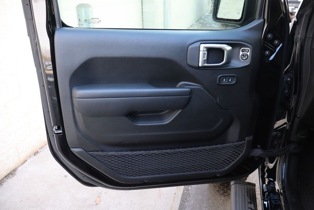 2024 Jeep Wrangler Willys Rocky Ridge