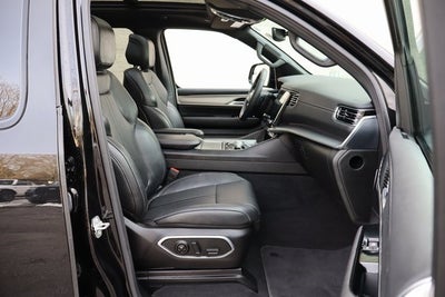 2023 Jeep Wagoneer Series II Carbide