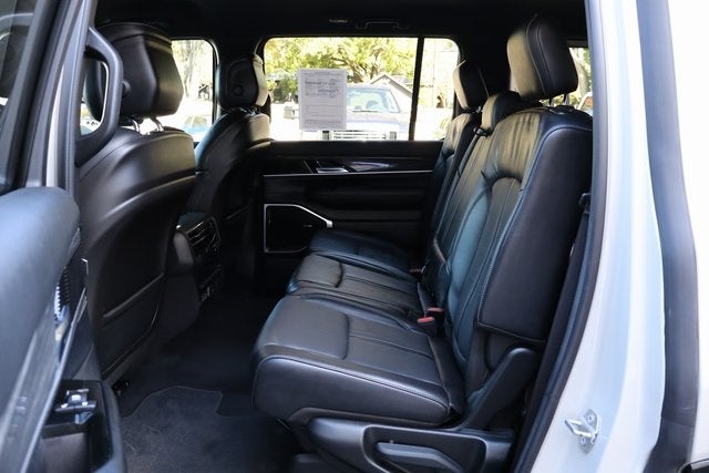 2022 Jeep Wagoneer Series II