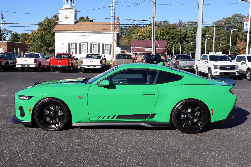 2025 Ford Mustang GT RTR Spec 3