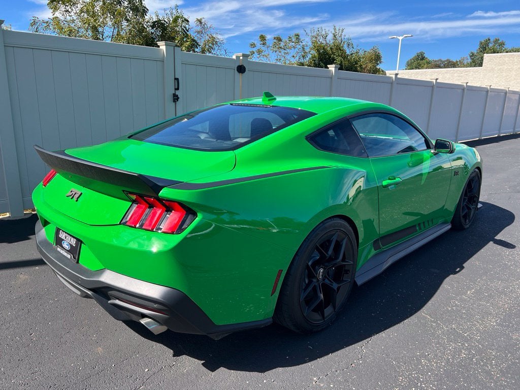 2025 Ford Mustang GT RTR Spec 3