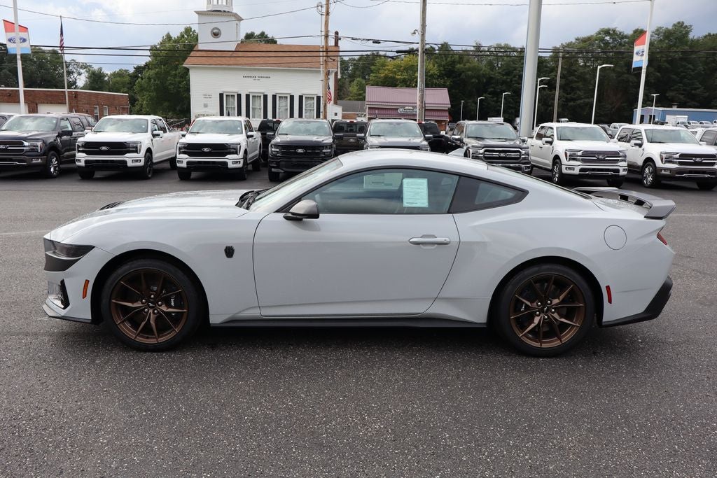 2026 Ford Mustang Dark Horse