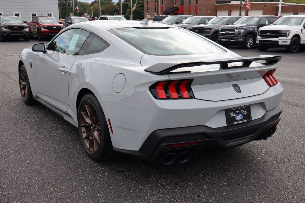 2026 Ford Mustang Dark Horse