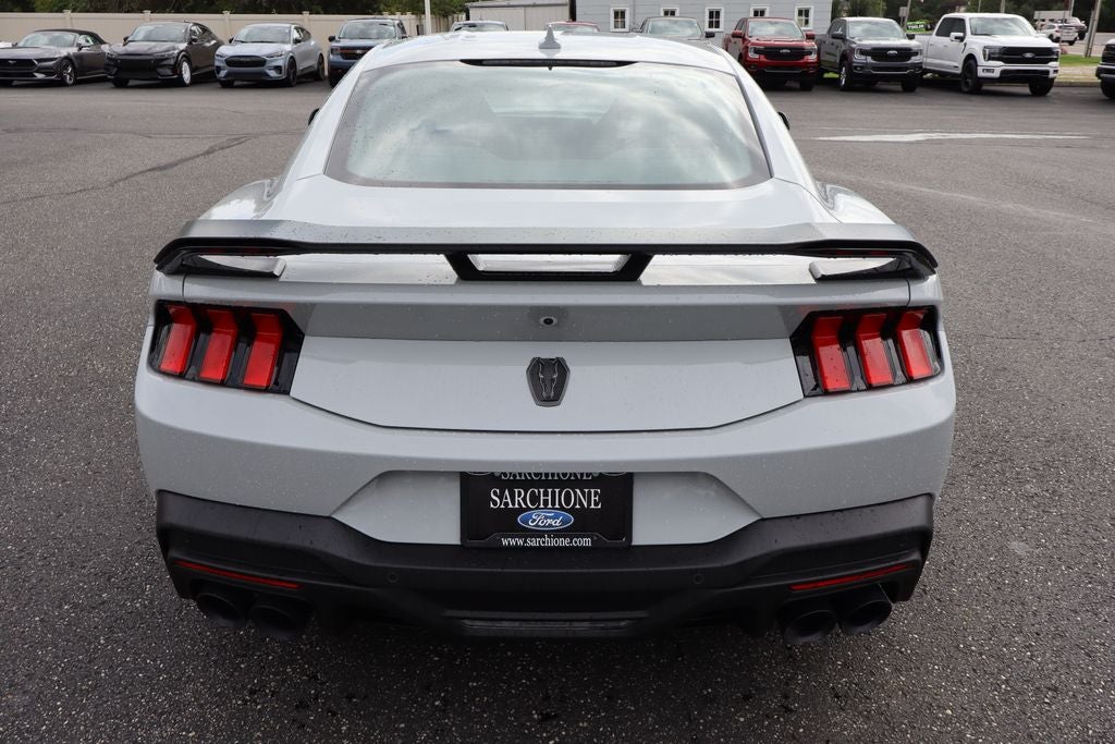 2026 Ford Mustang Dark Horse