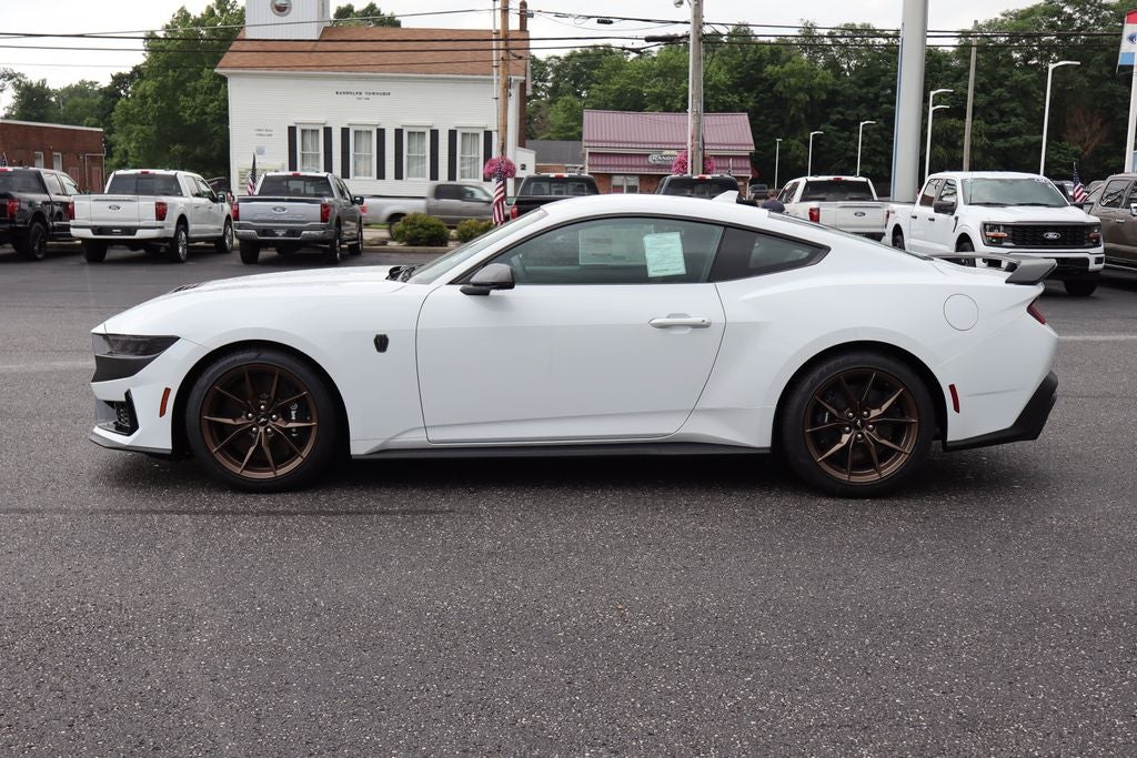 2026 Ford Mustang Dark Horse