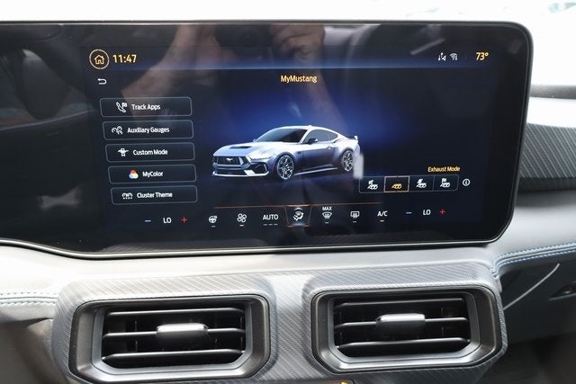 2025 Ford Mustang Dark Horse