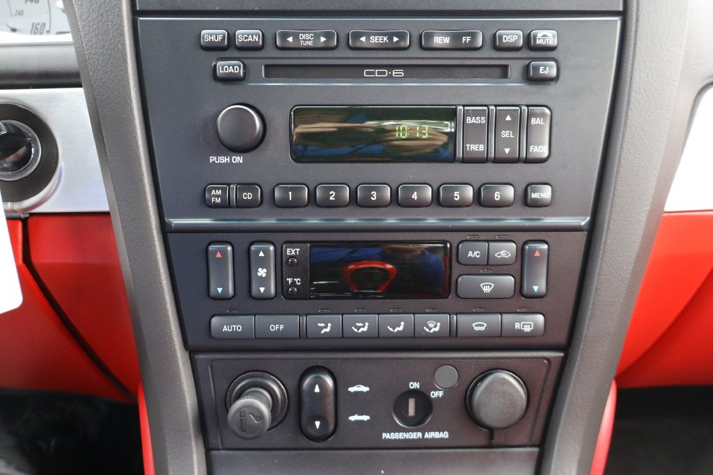 2002 Ford Thunderbird Deluxe
