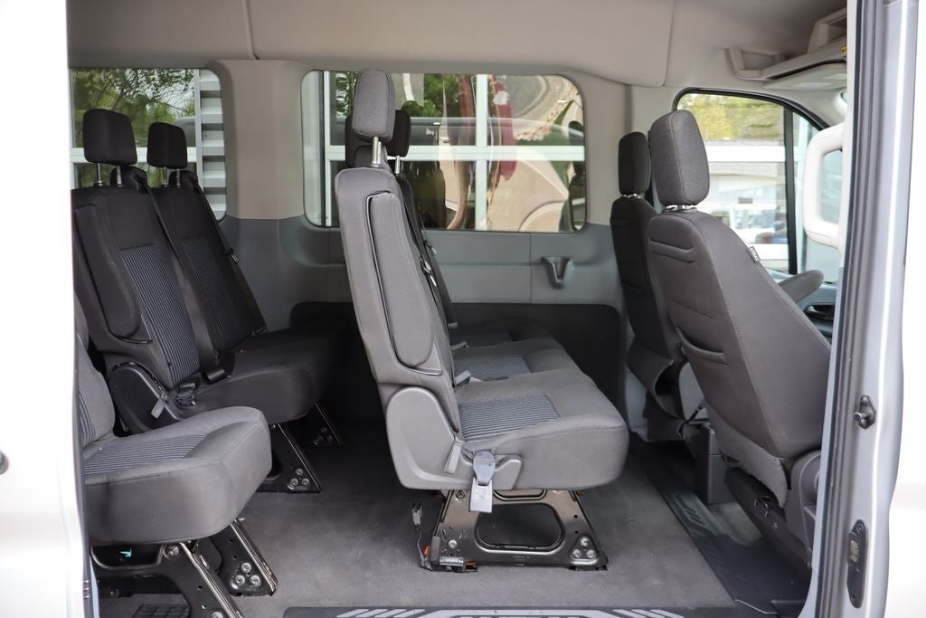 2019 Ford Transit-350 XLT 15-Passenger