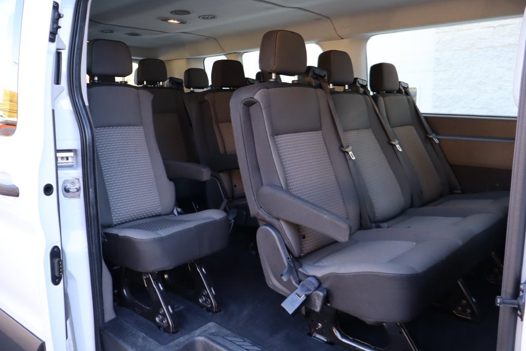 2025 Ford Transit-350 XLT 15-Passenger