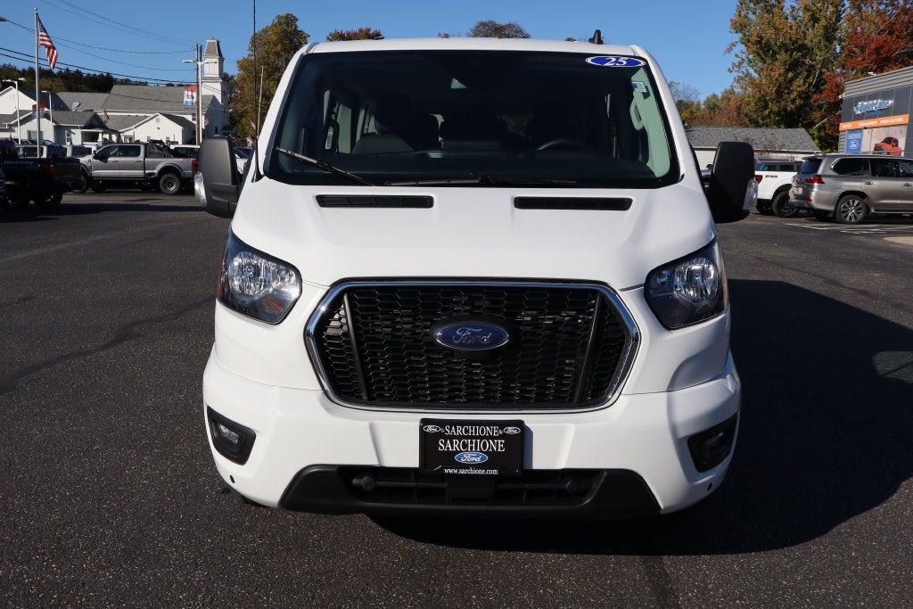 2025 Ford Transit-350 XLT 15-Passenger