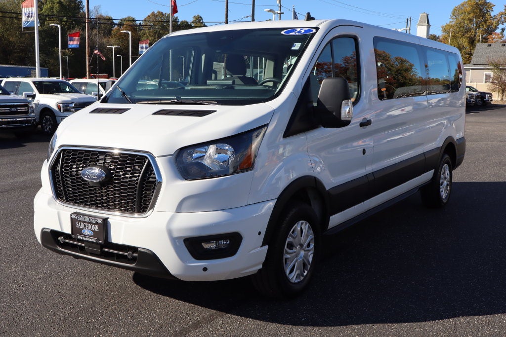 2025 Ford Transit-350 XLT 15-Passenger