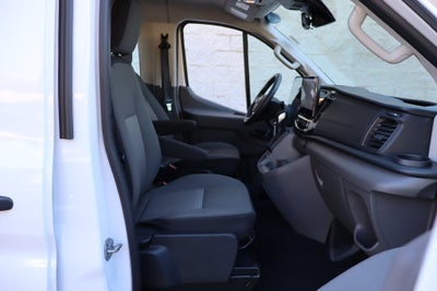 2025 Ford Transit-350 XLT 15-Passenger