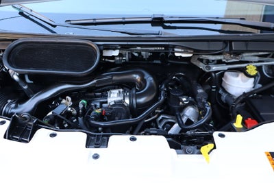 2025 Ford Transit-350 XLT 15-Passenger