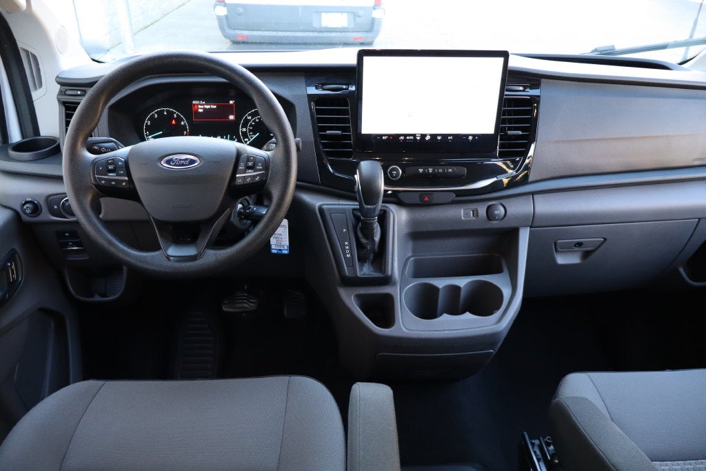 2025 Ford Transit-350 XLT 15-Passenger