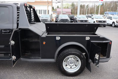 2021 Ford F-450SD Lariat DRW w/9' Service Hauler Body