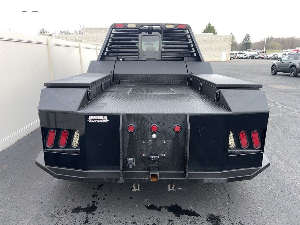 2021 Ford F-450SD Lariat DRW w/Service-Hauler Body