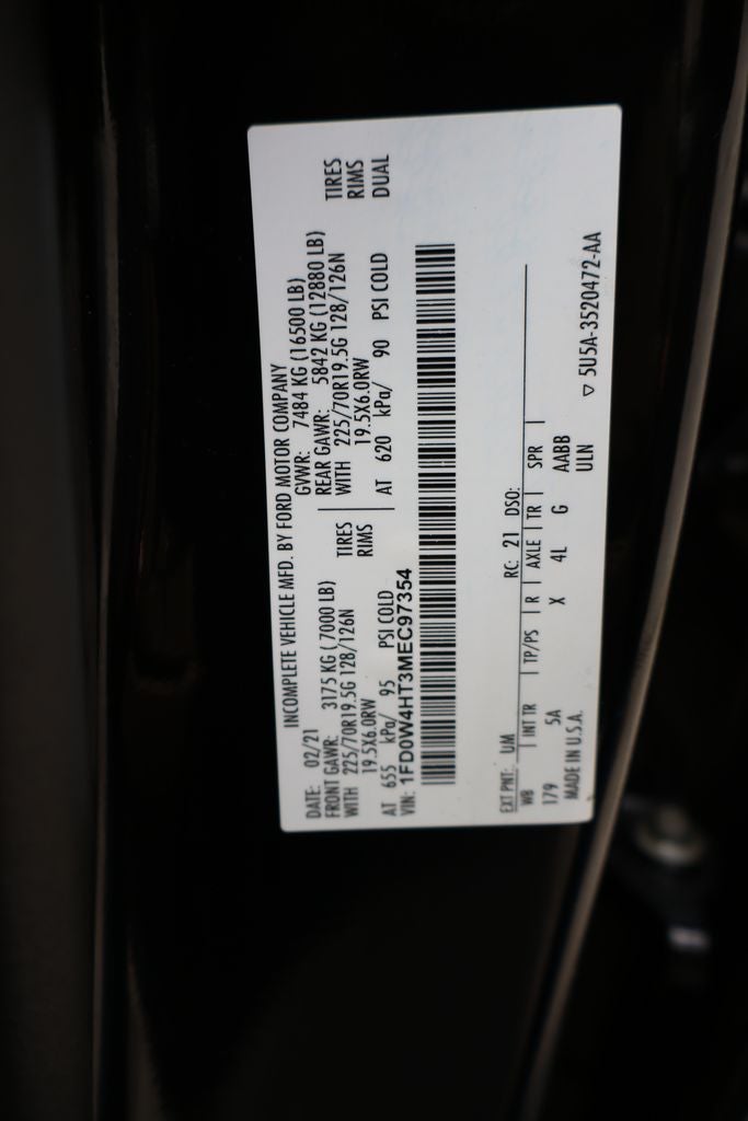 2021 Ford F-450SD Lariat DRW w/9' Service Hauler Body