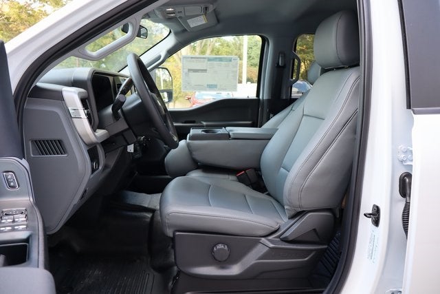 2025 Ford F-550SD XL DRW Chassis