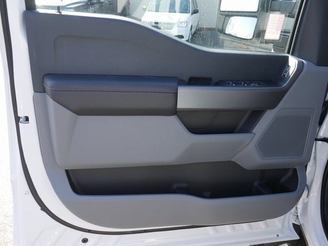 2025 Ford F-550SD XLT DRW