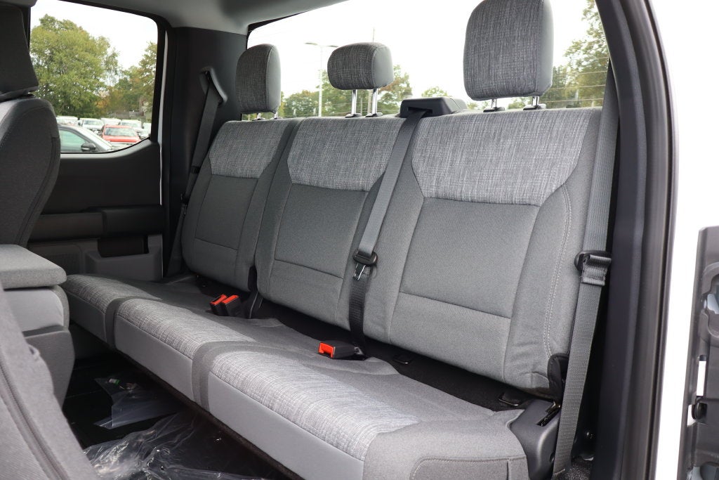2027 Ford F-450SD XLT DRW w/11' Knapheide Service Body