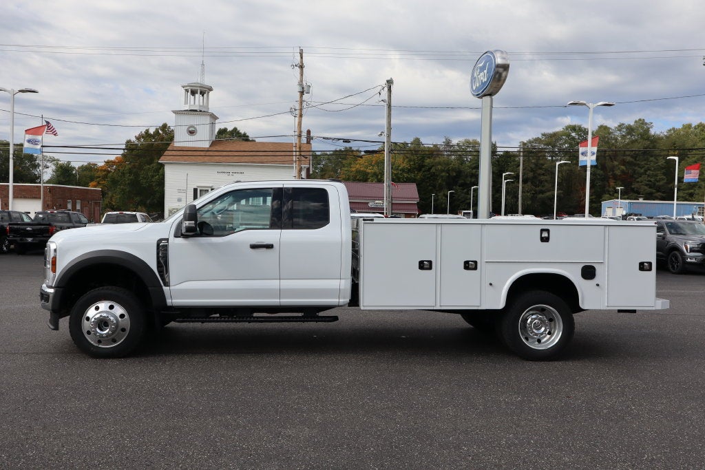 2027 Ford F-450SD XLT DRW w/11' Knapheide Service Body
