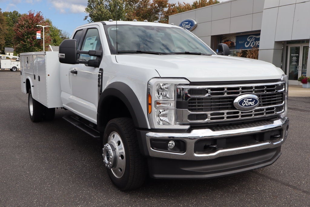 2027 Ford F-450SD XLT DRW w/11' Knapheide Service Body