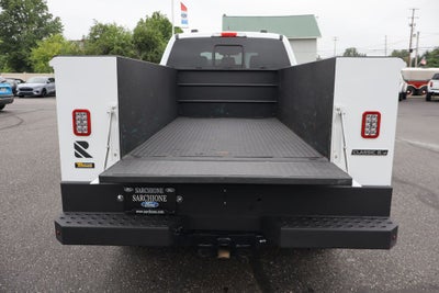 2025 Ford F-250SD XL w/8' Reading Classic II Service Body