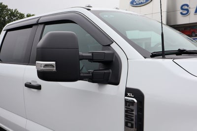 2025 Ford F-250SD XL w/8' Reading Classic II Service Body