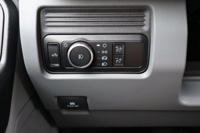 2025 Ford F-250SD XL w/8' Reading Classic II Service Body