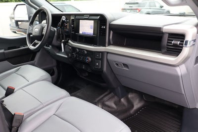 2025 Ford F-250SD XL w/8' Reading Classic II Service Body