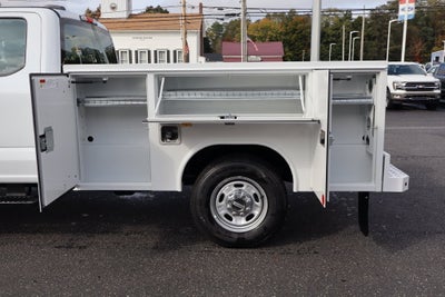 2027 Ford F-250SD XL w/8' Reading SL Service Body