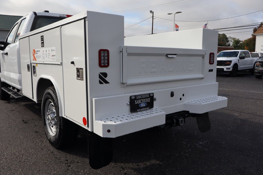 2027 Ford F-250SD XL w/8' Reading SL Service Body