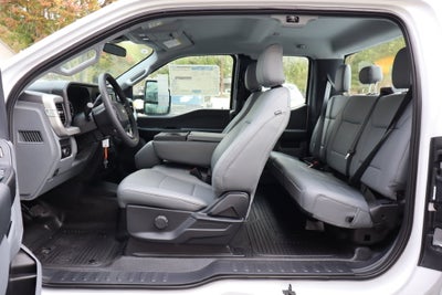 2027 Ford F-250SD XL w/8' Reading SL Service Body