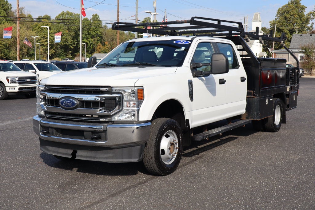 2021 Ford F-350SD XL DRW w/10.5' Reading Platform Utility Body