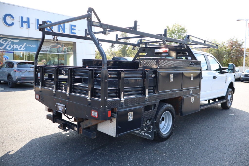 2021 Ford F-350SD XL DRW w/10.5' Reading Platform Utility Body