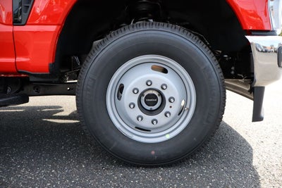 2027 Ford F-350SD XL DRW Chassis