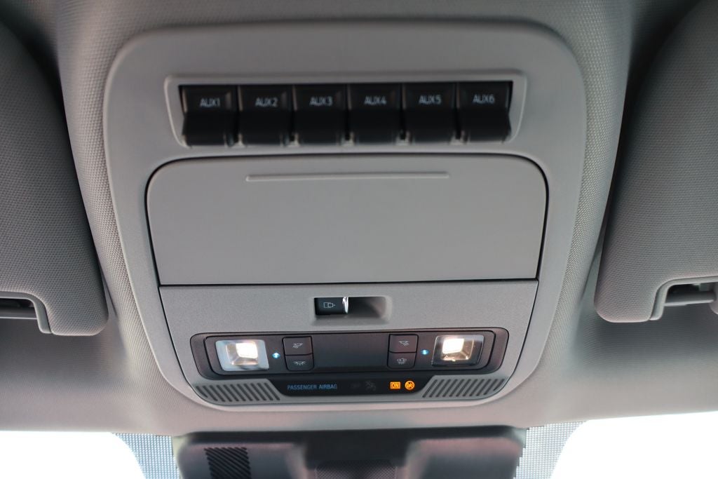 2027 Ford F-350SD XL DRW Chassis