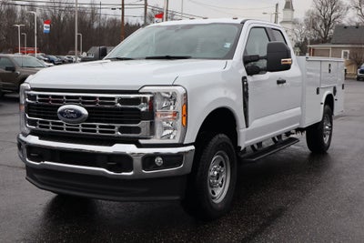 2026 Ford F-350SD XL w/9' Knapheide Service Body