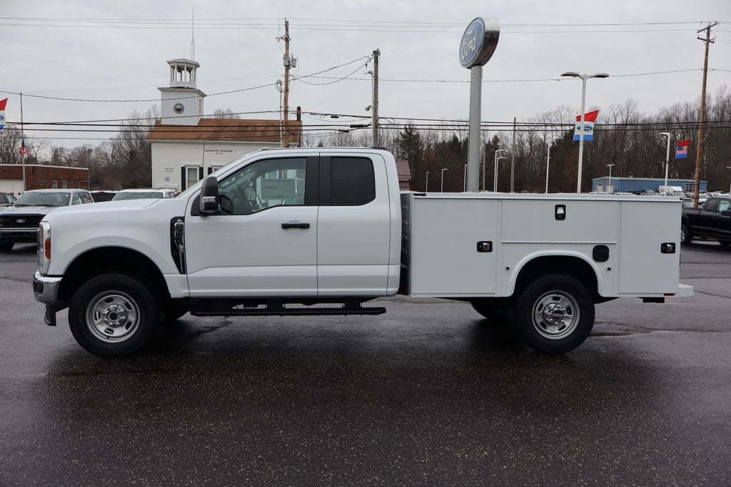2026 Ford F-350SD XL w/9' Knapheide Service Body
