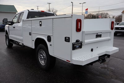 2026 Ford F-350SD XL w/9' Knapheide Service Body