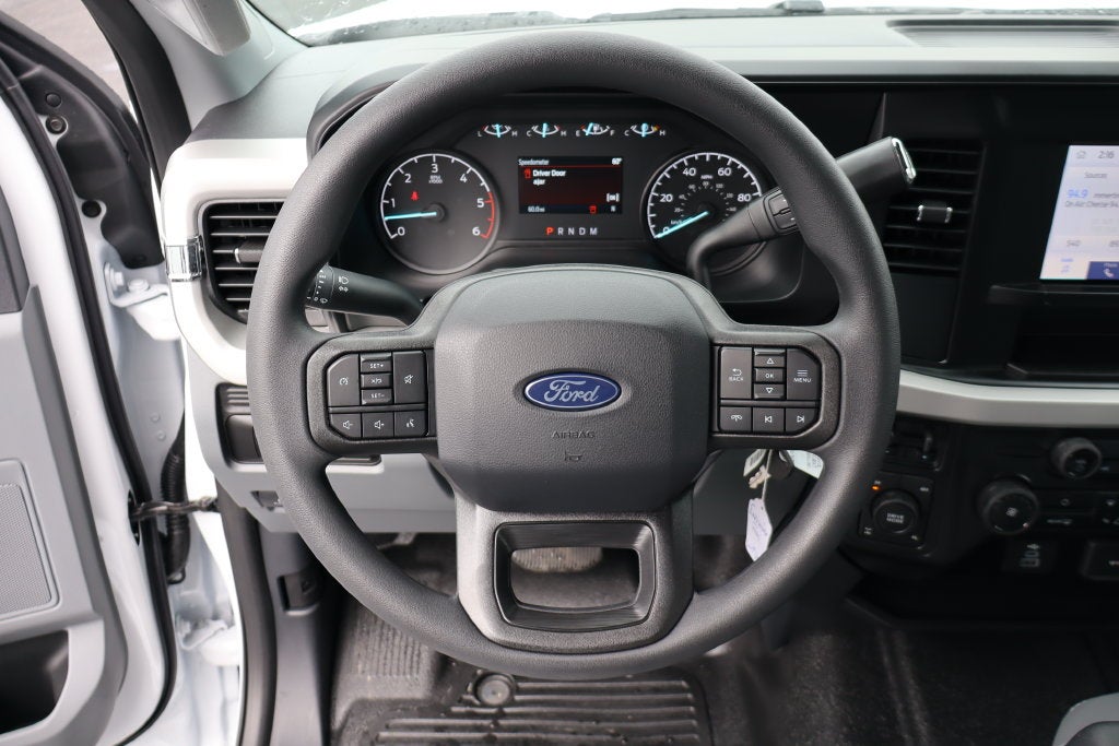 2027 Ford F-350SD XL w/9'Knapheide Service Body