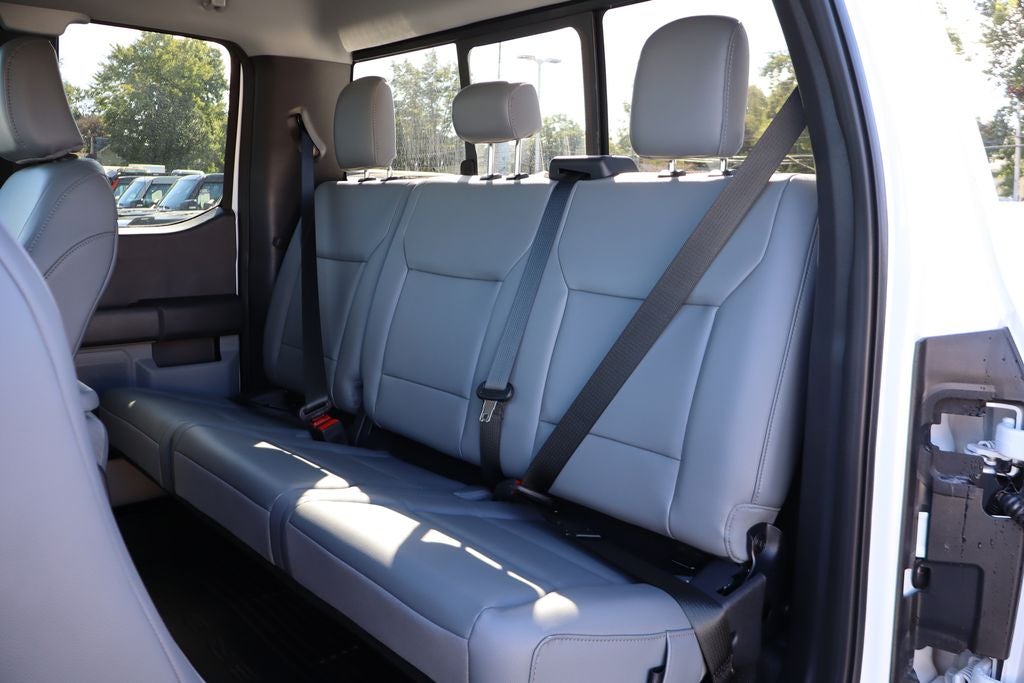 2026 Ford F-350SD XL w/9' Reading Classic II Service Body