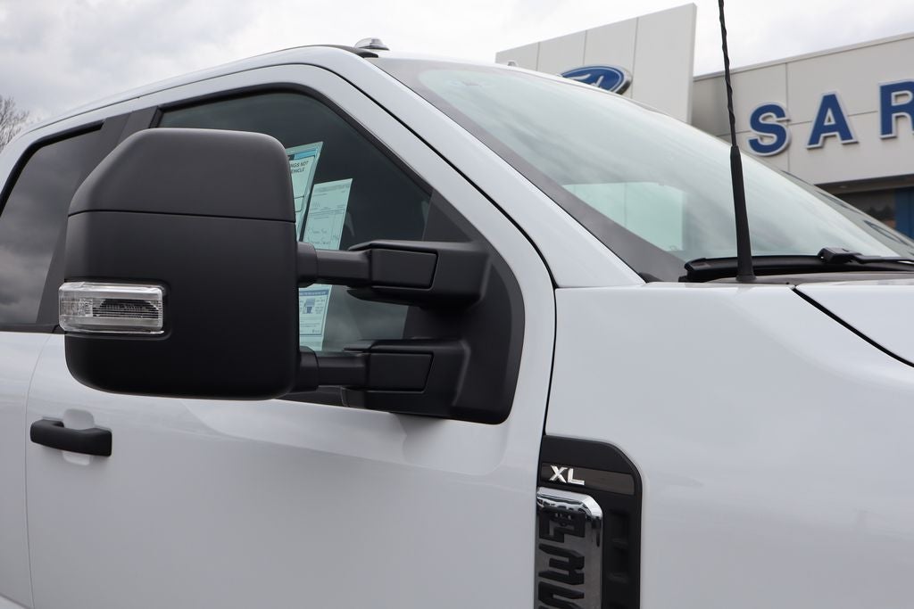 2026 Ford F-350SD XL w/9' Knapheide Service Body