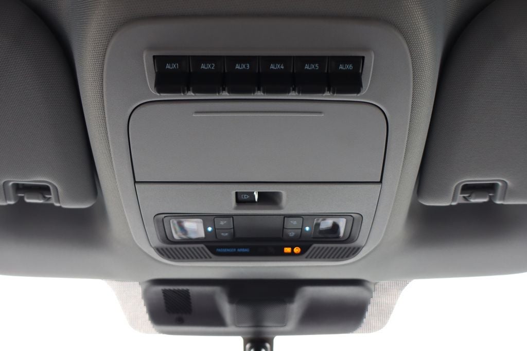 2026 Ford F-350SD XL w/9' Knapheide Service Body