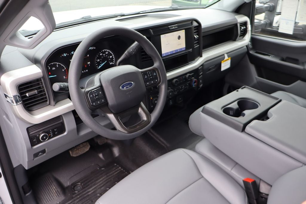 2026 Ford F-350SD XL w/9' Knapheide Service Body