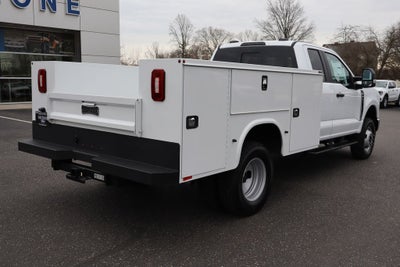 2026 Ford F-350SD XL DRW w/9' Knapheide Service Body