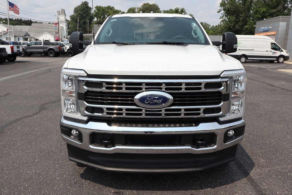 2026 Ford F-350SD XL DRW Chassis